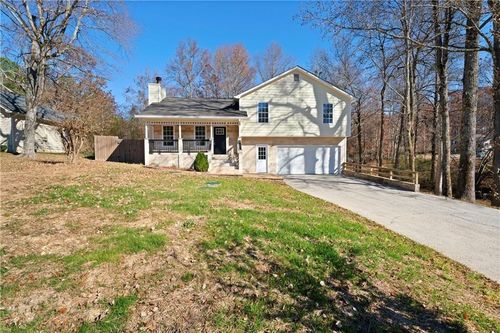 3323 Old Oaks Rd, Buford, GA, 30519-4082 | Card Image