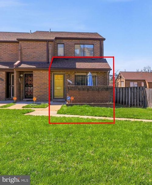 18-3162 Apple Rd Ne, WASHINGTON, DC, 20018-1606 | Card Image