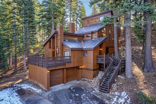 11504 Skislope Way, Truckee, CA, 96161-6604 | Card Image