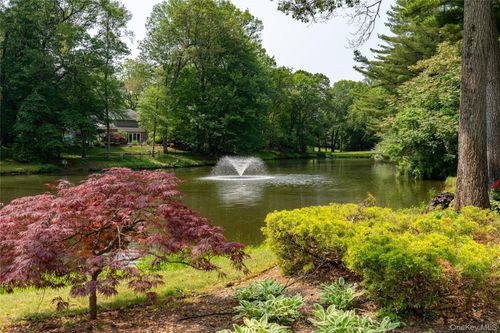 26 Windemere Way, Woodbury, NY, 11797-1529 | Card Image