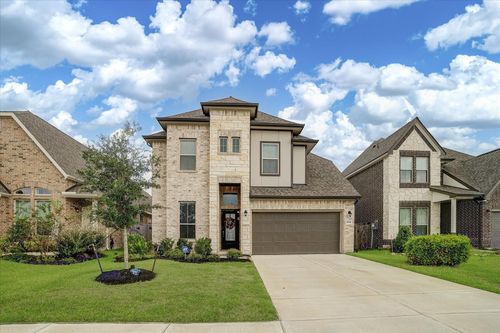 1931 Middle Pass Ln, Angleton, TX, 77515-1122 | Card Image