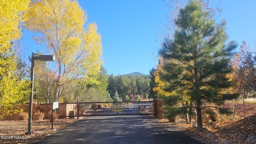 1037-10351037 Timbernook Xing, Williams, AZ, 86046 | Card Image