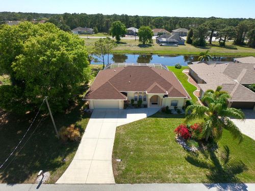 10 Pine Valley Ln, Rotonda West, FL, 33947-2189 | Card Image