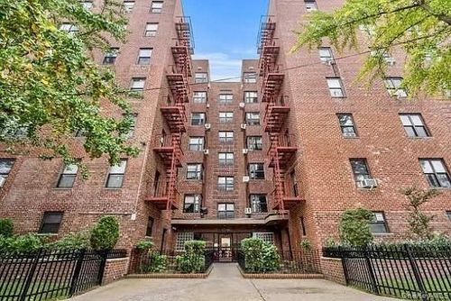 106-88-10 32nd Ave, East Elmhurst, NY, 11369-1405 | Card Image