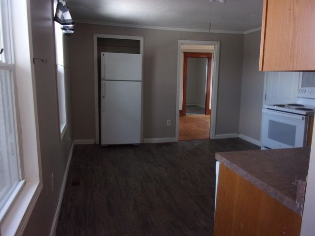 1 - 7 Elliott St, Condo with 2 bedrooms, 1 bathrooms and null parking in Laconia NH | Image 4