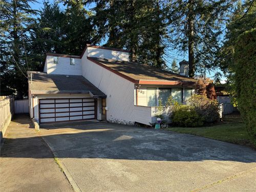 632 Erickson Rd, Campbell River, BC, V9W5N9 | Card Image
