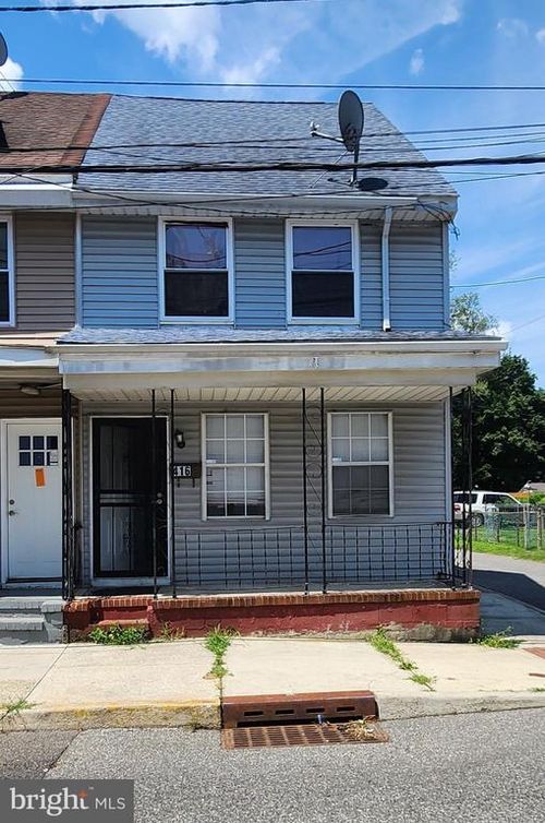 416 Saint Mary St, Burlington, NJ, 08016-1845 | Card Image
