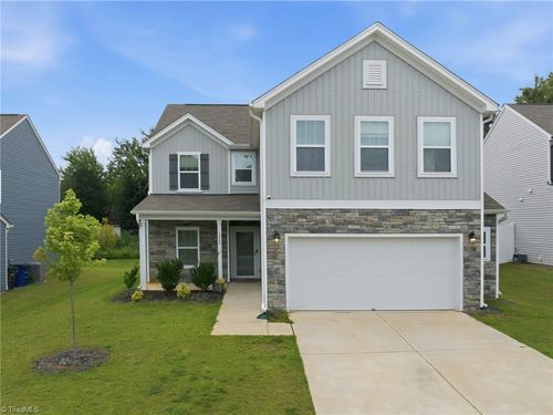 1843 Gatehouse View Dr, Winston Salem, NC, 27127-6163 | Card Image