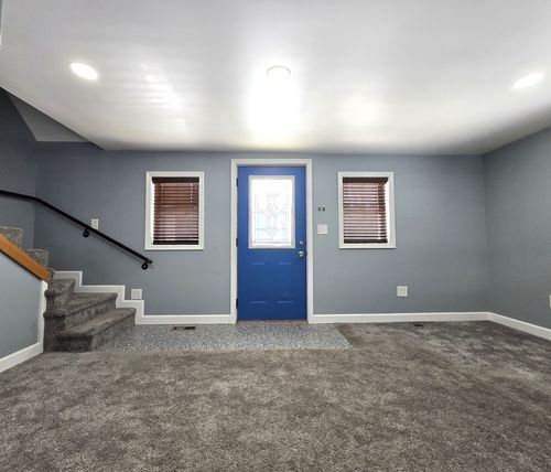 6N221 Virginia Rd, Roselle, IL, 60172-3200 | Card Image