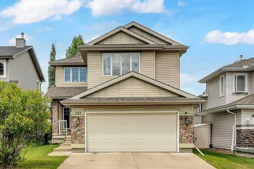 261 Westmount Crescent, Okotoks, AB, T1S1J1 | Card Image