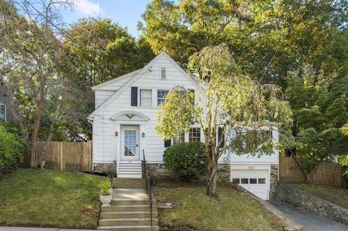 50 Holland Rd, Melrose, MA, 02176 | Card Image