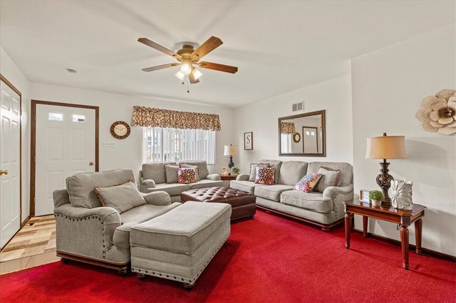 345 Grove St, House other with 3 bedrooms, 2 bathrooms and null parking in Mc Kees Rocks PA | Image 5