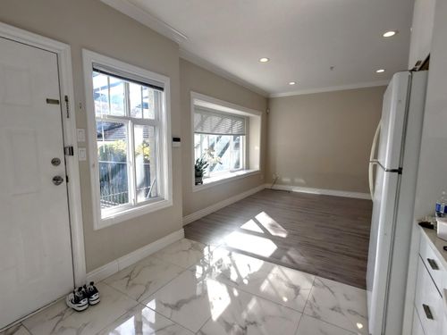 mf-8006 Cartier St, Vancouver, BC, V6P4T5 | Card Image