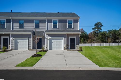 197 Randwick Ln, Greer, SC, 29651-7475 | Card Image