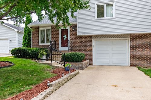 2893 Grove Ct, Decatur, IL, 62521-5669 | Card Image