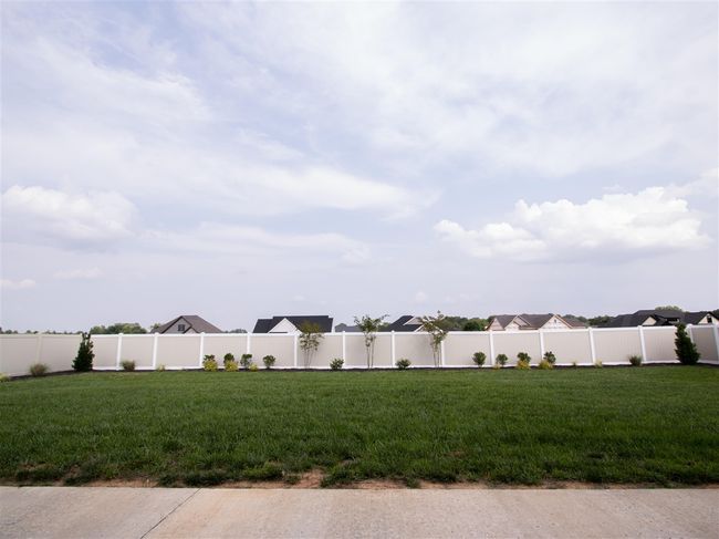 1105 Andover Dr, Home with 4 bedrooms, 2 bathrooms and null parking in Franklin KY | Image 25