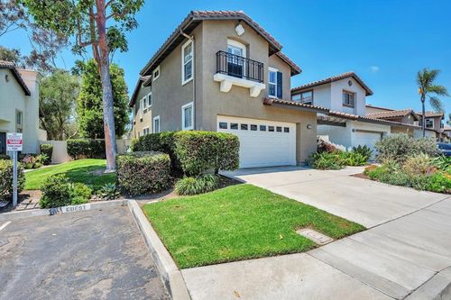 6847 Adolphia Dr, Carlsbad, CA, 92011-5012 | Card Image