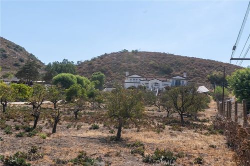 11031 Meads, Orange, CA, 92869 | Card Image