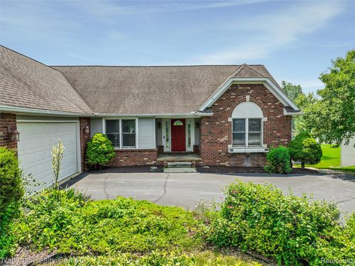 29421 Emelbe Dr, New Hudson, MI, 48165-9433 | Card Image