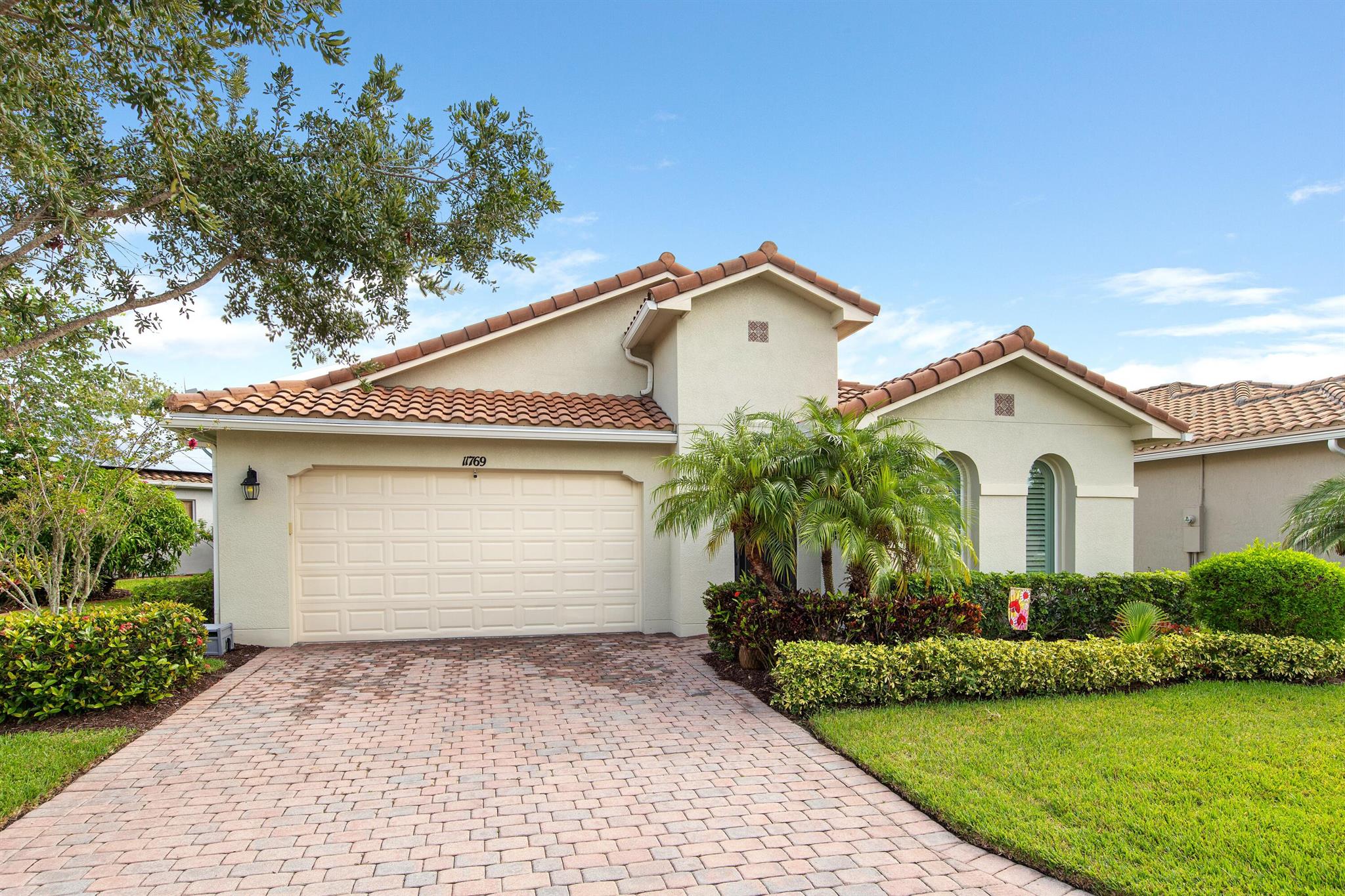 Mountain Ash Cir, Port Saint Lucie, FL 34987