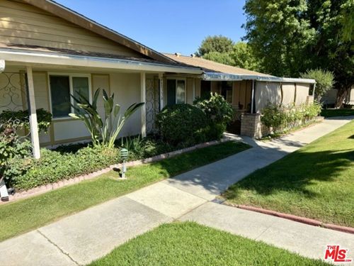 a-26833 Avenue Of The Oaks, Newhall, CA, 91321-1415 | Card Image