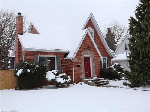 117 Queensway Dr, Brantford, ON, N3R4X1 | Card Image