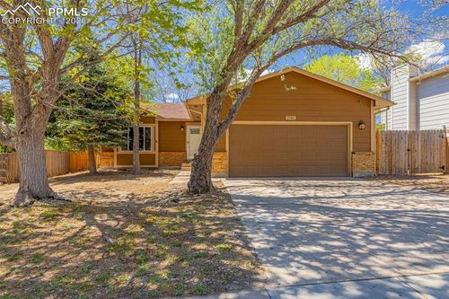 1565 Piros Dr, Colorado Springs, CO, 80915-4304 | Card Image