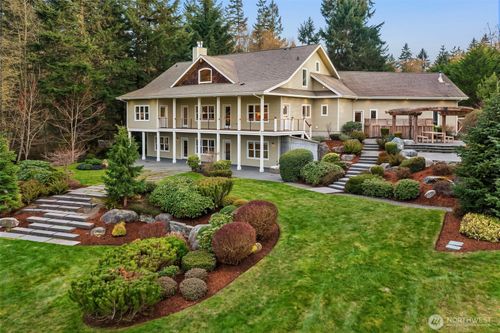 18106 115th Ave Sw, Vashon, WA, 98070-4718 | Card Image