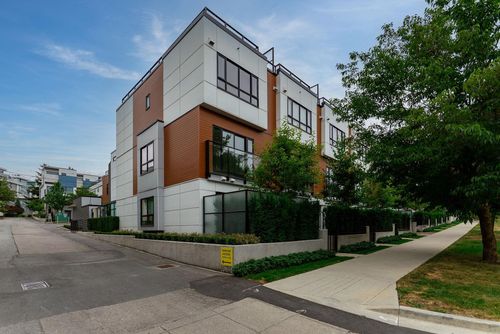 11-520 W 28th Ave, Vancouver, BC, V5Z2H1 | Card Image