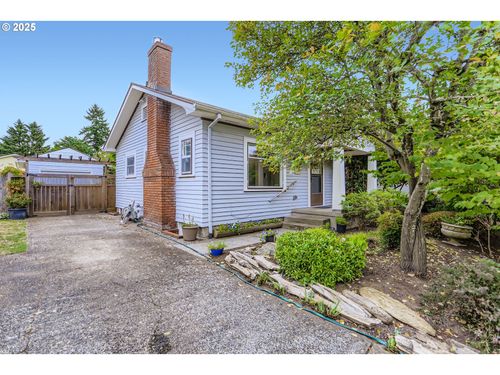2618 Se 75th Ave, Portland, OR, 97206-1006 | Card Image