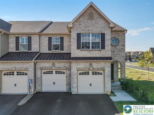 4497 Cottonwood Dr, Nazareth, PA, 18064-8693 | Card Image