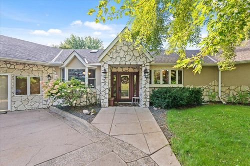 31813 Lakeway Dr Ne, Cambridge, MN, 55008-6748 | Card Image