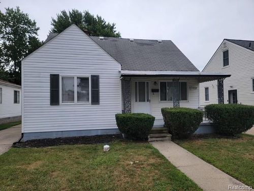 21828 Rausch Ave, Eastpointe, MI, 48021-2589 | Card Image