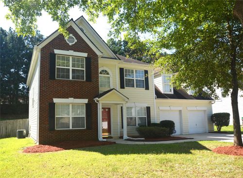 11512 Fox Hill Dr, Charlotte, NC, 28269-3167 | Card Image