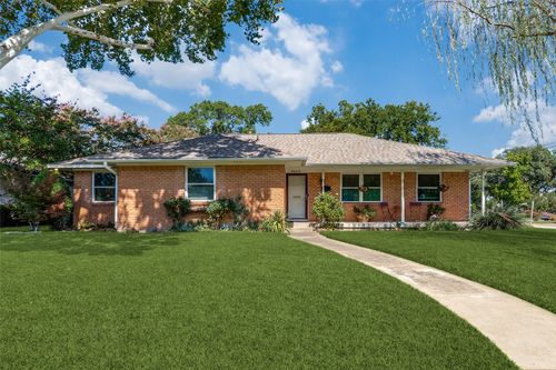 8493 Swift Ave, Dallas, TX, 75228-5845 | Card Image