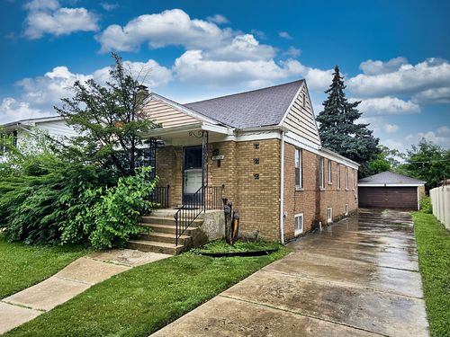 10320 S Claremont Avenue, Chicago, IL, 60643 | Card Image