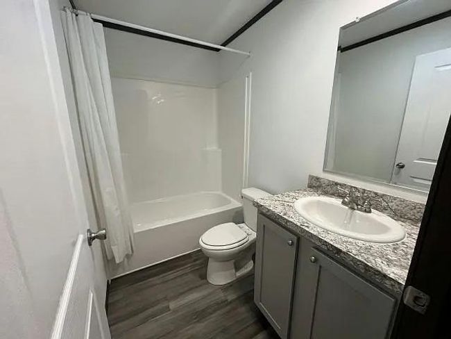 Bathroom2.jpeg | Image 11