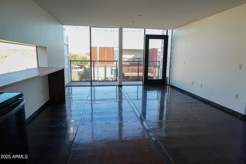 apt-301-1436 S Terrace Road, Tempe, AZ, 85281 | Card Image