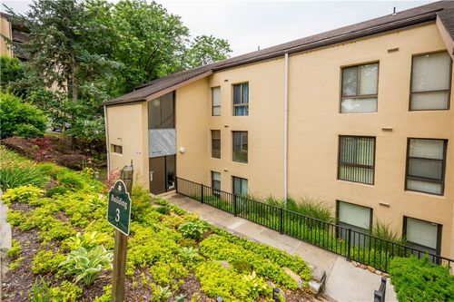 307-2034 Swallow Hill Rd, Pittsburgh, PA, 15220-1635 | Card Image