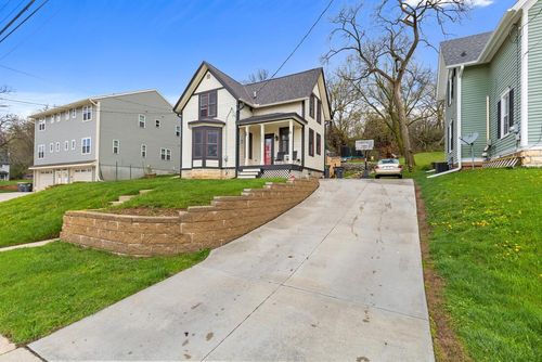 1232 E North Street, Waukesha, WI, 53188 | Card Image