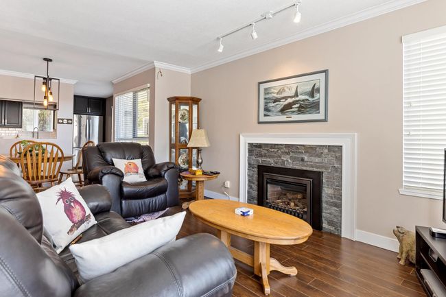 322 - 1215 Lansdowne Drive, Townhouse with 2 bedrooms, 2 bathrooms and 2 parking in Coquitlam BC | Image 10