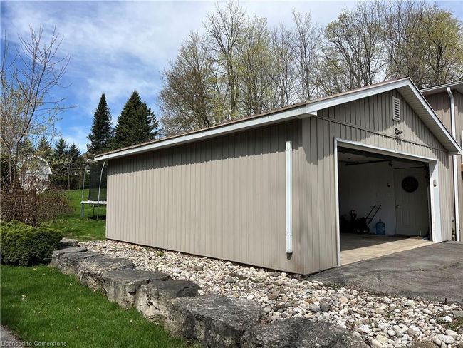 1092 Queen St, House other with 4 bedrooms, 2 bathrooms and 6 parking in New Dundee ON | Image 39