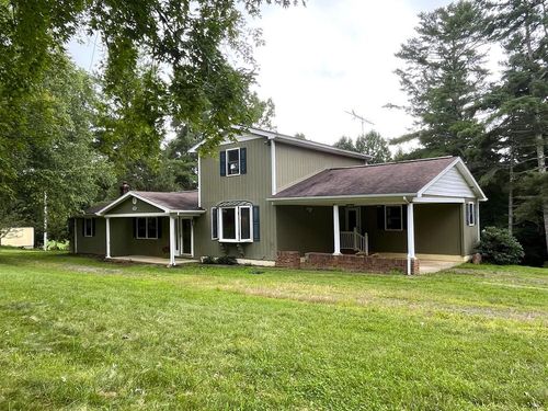 1789 Peacock Dr, Hillsville, VA, 24343-4317 | Card Image