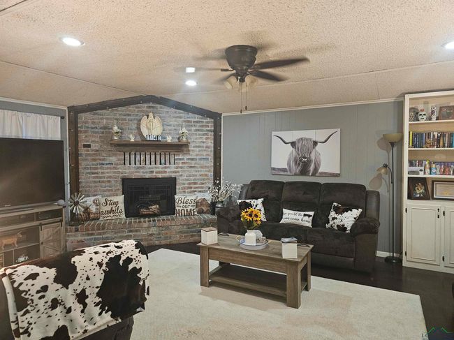 7 Kelly Ct, House other with 4 bedrooms, 3 bathrooms and null parking in Longview TX | Image 6
