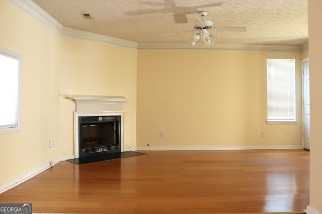 2116 Charter Ln, Townhouse with 3 bedrooms, 3 bathrooms and null parking in Lithonia GA | Image 4