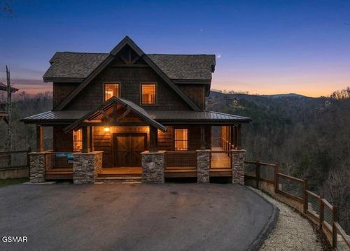 2011 Turkey Creek Way, Pigeon Forge, TN, 37862 | Card Image