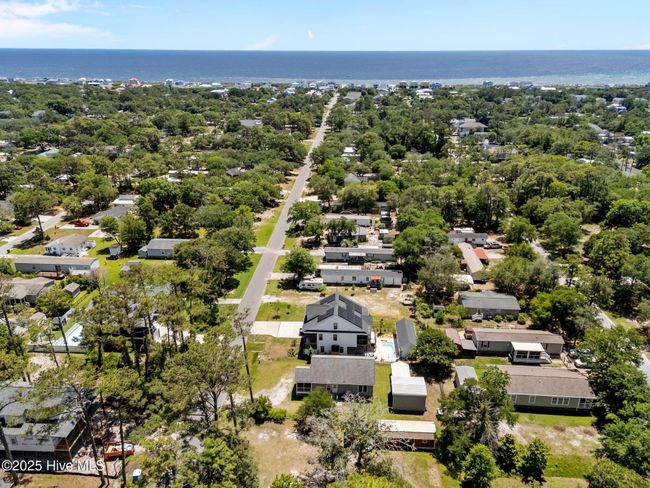 233 Ne 70 Th St, House other with 3 bedrooms, 2 bathrooms and null parking in Oak Island NC | Image 53