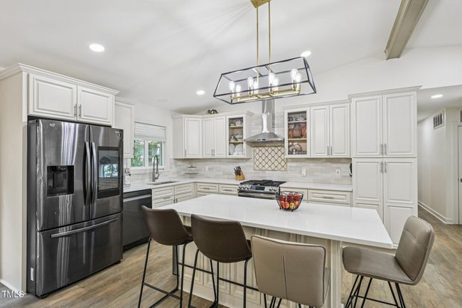 11-web-or-mls-Suterland Rd-2406-011 | Image 11