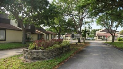 59 - 5292 Bosque Lane, Townhouse with 3 bedrooms, 1 bathrooms and null parking in West Palm Beach FL | Image 1