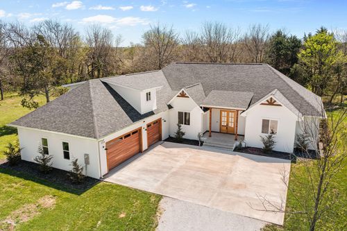 3526 W Fratelli Ln, Springfield, MO, 65803-8521 | Card Image